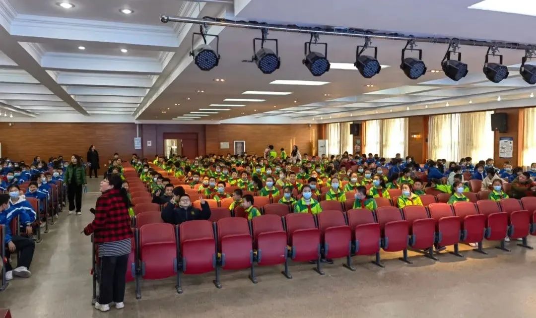 道可特太原办公室 | 法治教育进校园，共学一“典”，“典”亮校园