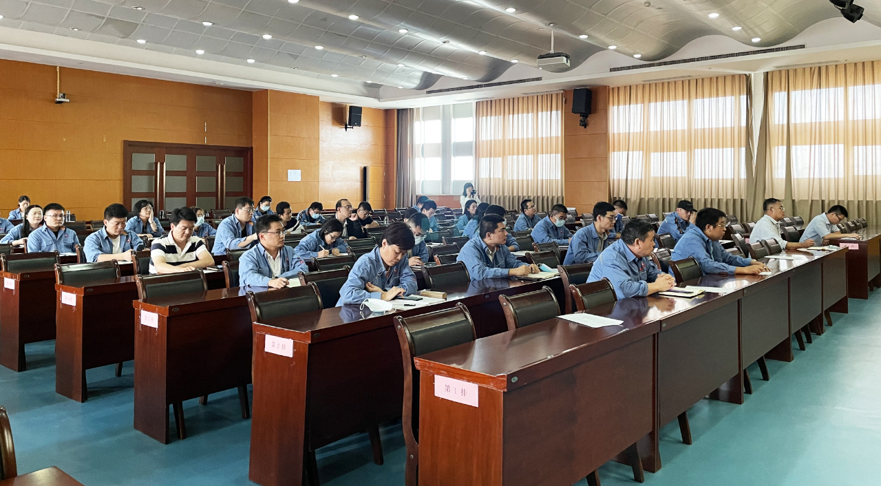 道可特律师受邀为中色十二冶金建设有限公司开展《建工企业转包中的法律风险及防范》专题讲座