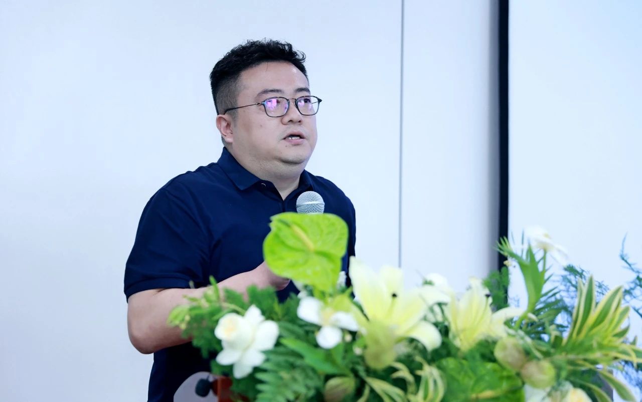 西南政法大学教授 王冬