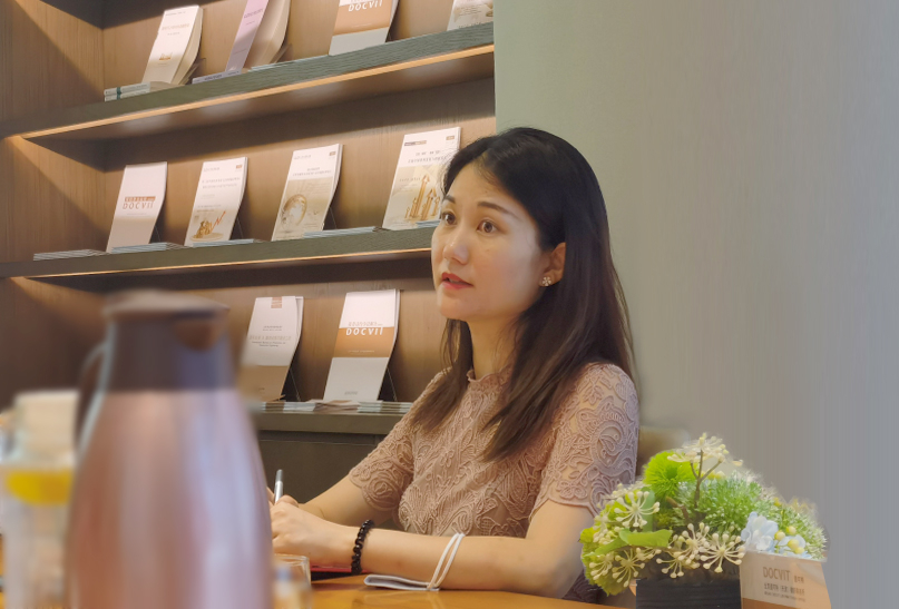 天津环球金融中心党委专职副书记袁芳