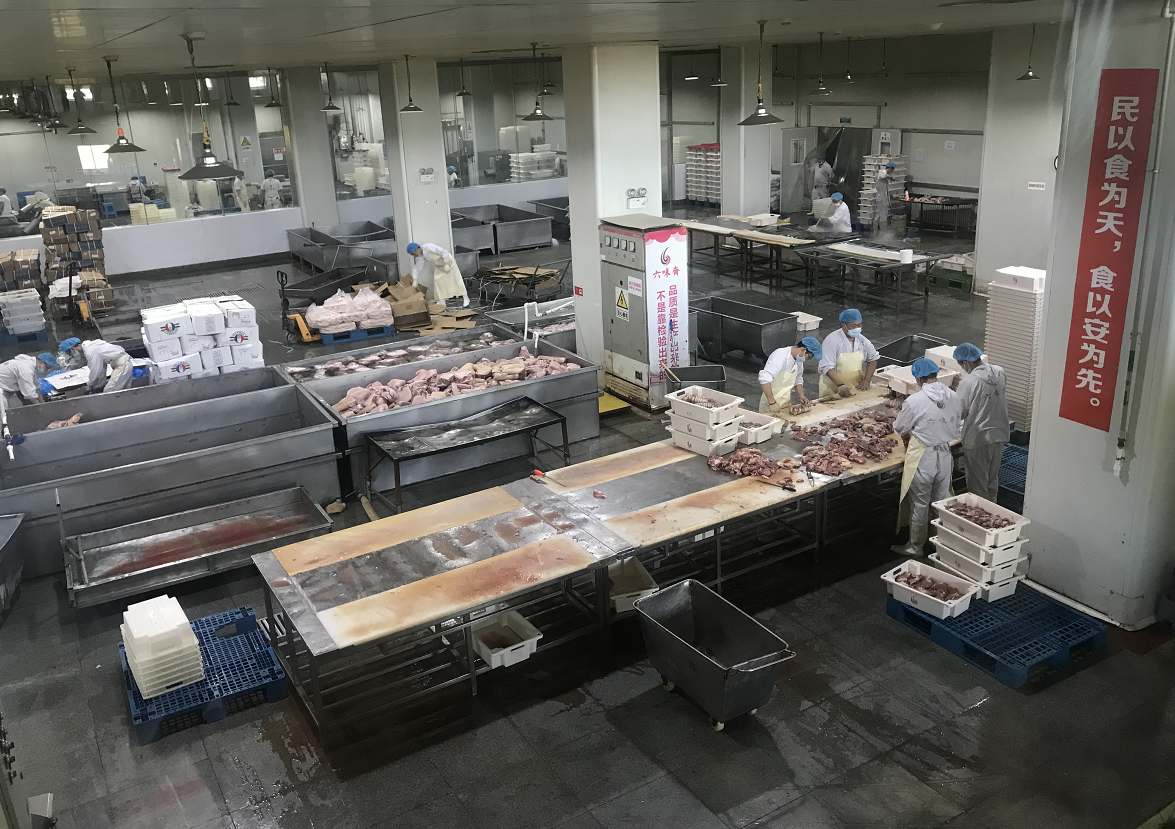 道可特太原办公室赴六味斋工业园开展团建活动