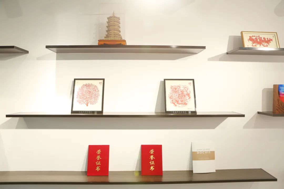 北京市道可特（太原）律师事务所荣誉墙