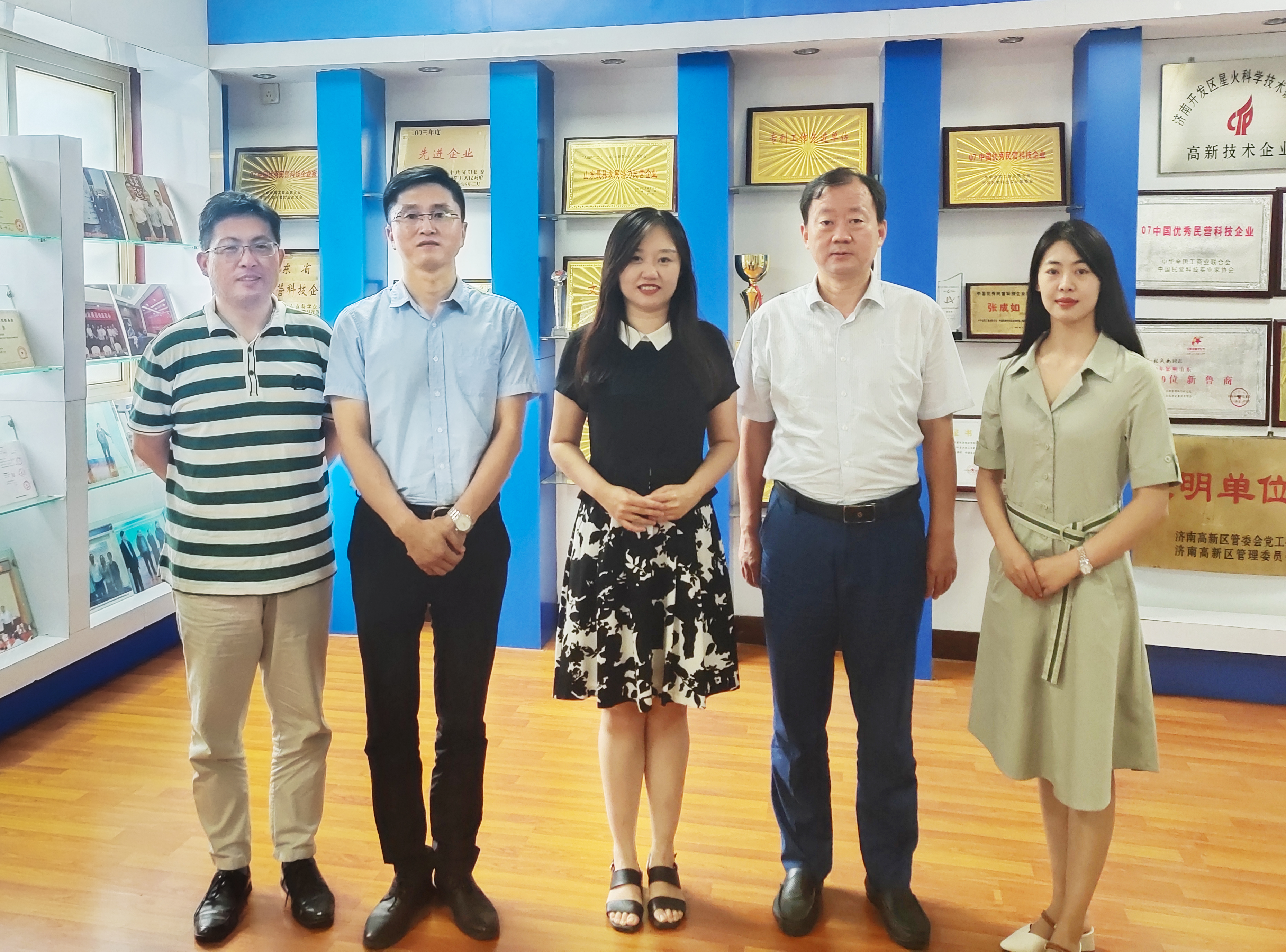 道可特济南办公室民企法律服务团成员走访石油与清洁燃料业商会