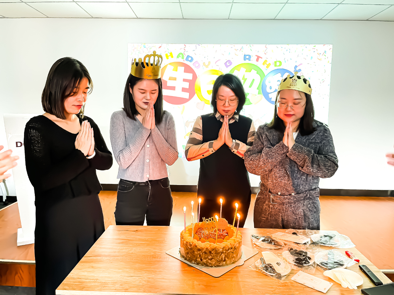 北京市道可特(太原)律师事务所8月、9月生日会暨迎新会 北京市道可特(太原)律师事务所8月、9月生日会暨迎新会