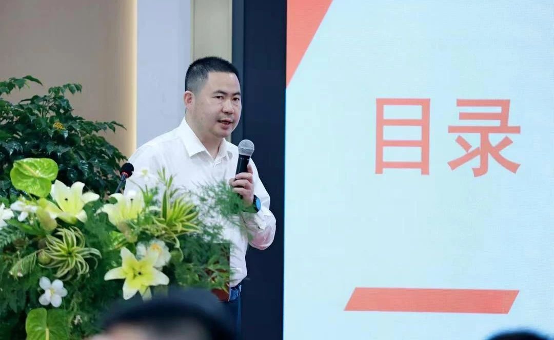 四川省律师协会副会长 李正国