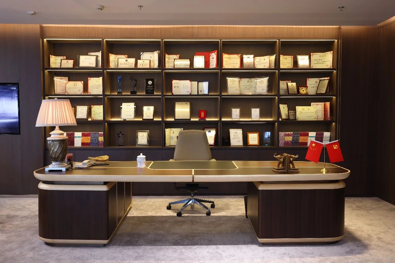 道可特北京办公室-荣誉墙