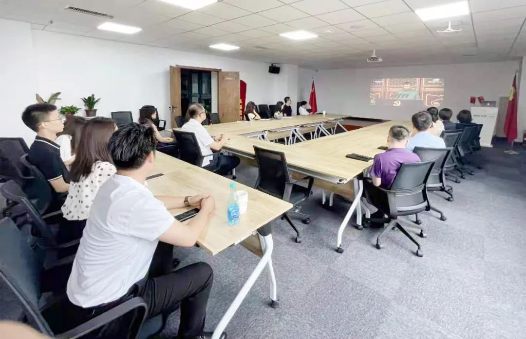 北京市道可特(太原)律师事务所组织全所律师集中观看“建党百年庆祝大会”现场直播活动 北京市道可特(太原)律师事务所组织全所律师集中观看“建党百年庆祝大会”现场直播活动